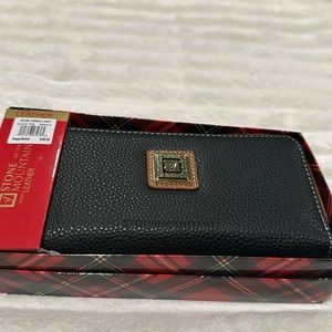 NWT Stone Mountain Triple Zip Wallet with ID, Coin, Bills and Creditcard…